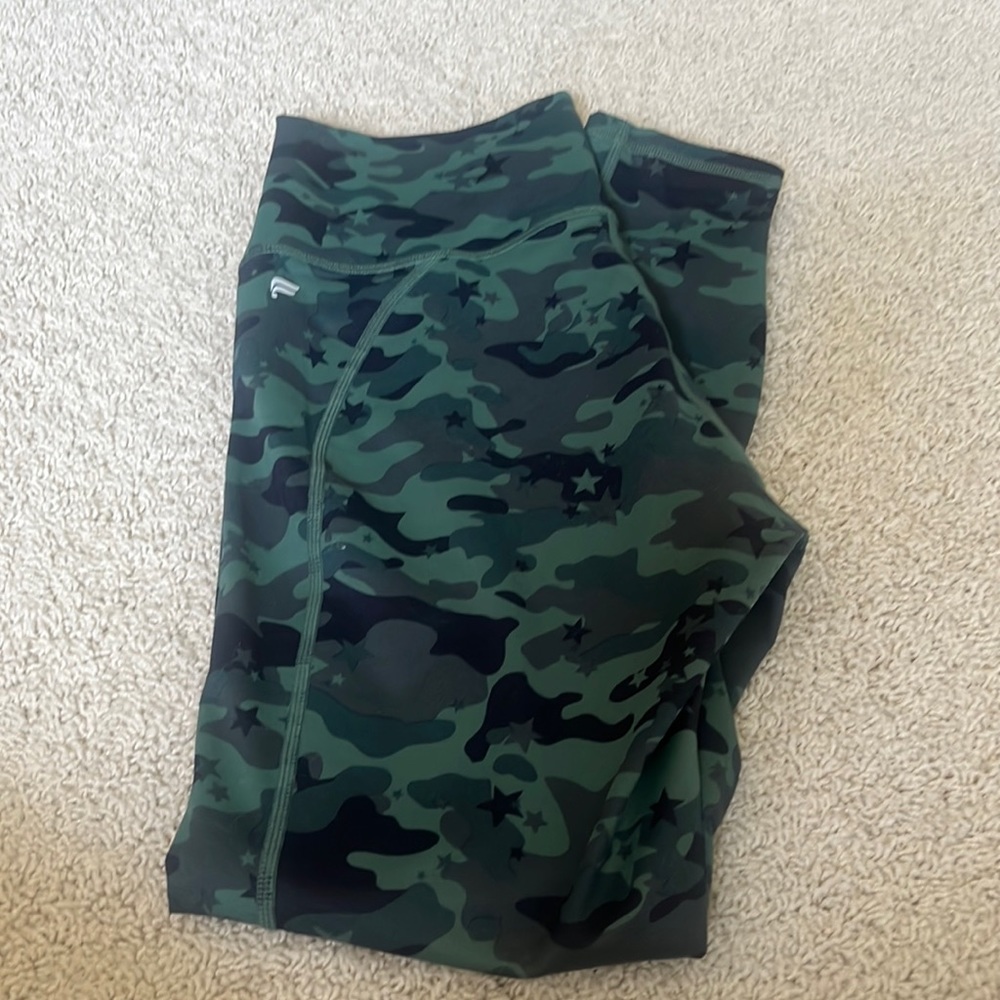 Fabletics Powerhold Leggings.  Size Small